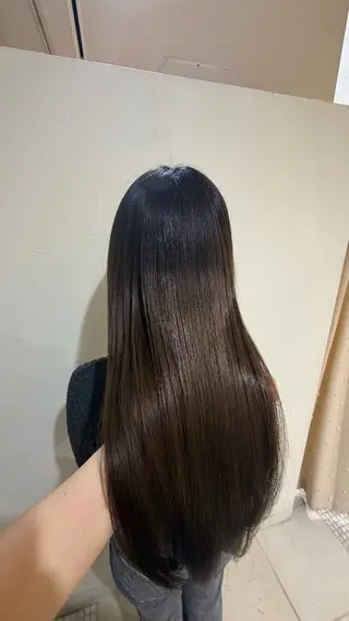 ロング 中山 瑞葵のヘアスタイル