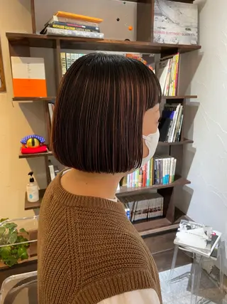 ショート カラー 高橋 愛美のヘアスタイル