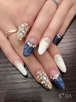 ネイル Piacere 絵美のネイルデザイン