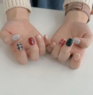 ネイル Queens 榊 まおのネイルデザイン