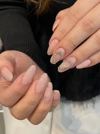 ネイル VENUS BELT 🩷kanadeのネイルデザイン