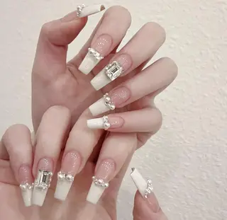 ネイル Queens ゲンのネイルデザイン