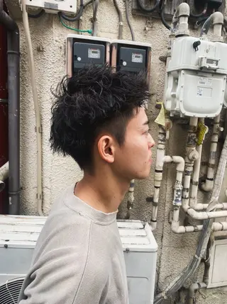 ショート パーマ ヘアアレンジ メンズ フェードモデル限定 🔥高円寺Maiのヘアスタイル
