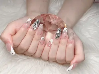 ネイル nail&eye Ariesのネイルデザイン