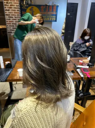 ミディアム レイヤーカット🫧 ／髪質改善✨TOWAのヘアスタイル