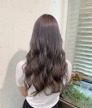 ロング カラー 透明感カラー🎀／ 寒色カラー／マツエクのヘアスタイル