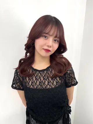 セミロング カラー 透明感カラー✨🩵 韓国ヘアkanatoのヘアスタイル