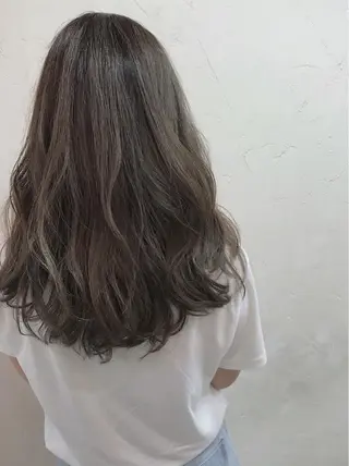 セミロング 山下 千明のヘアスタイル