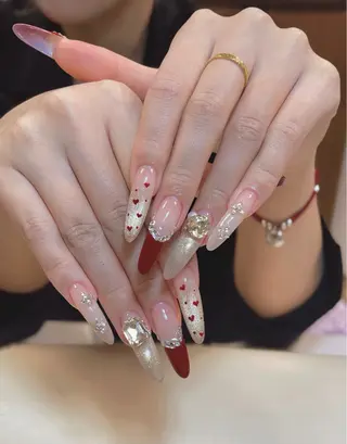 ネイル 周 テイのネイルデザイン