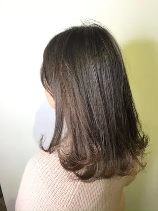 カラー 山下 皐介のヘアスタイル
