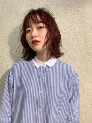 ミディアム ヨナイ チヒロのヘアスタイル