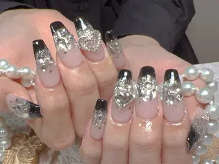 ネイル MoaNail🫶 Yoshiのネイルデザイン