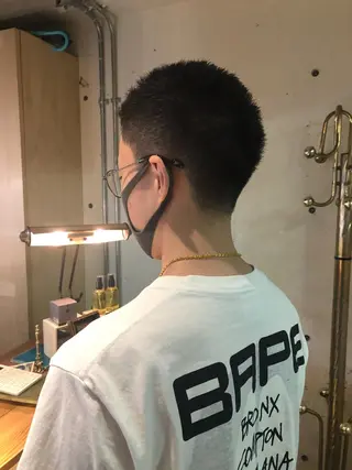 ショート メンズ パーマ美容師 hanaのヘアスタイル
