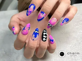 ネイル ネイルルーム チャームのネイルデザイン
