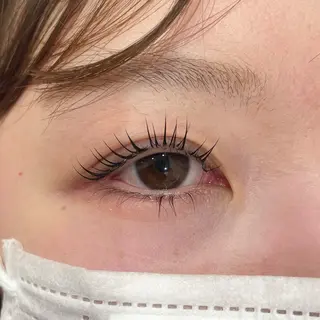 マツエク・マツパ 藤原 みやびのヘアスタイル