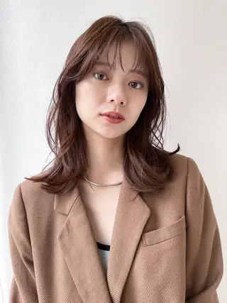 セミロング SALOWIN新潟万代所属・緑川 瑞穂のヘアスタイル