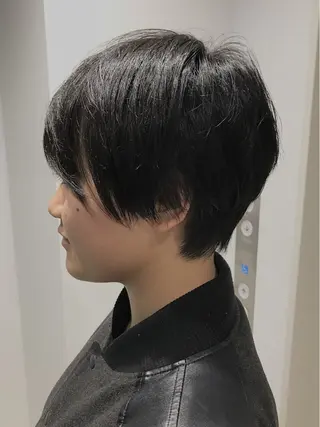 ショート 🌊インナーカラー 🐬櫻井海星のヘアスタイル