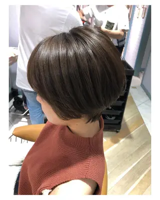 ショート 代表山口ひな 髪質改善のプロのヘアスタイル