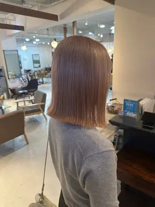 ミディアム カラー 門手 菜々子のヘアスタイル