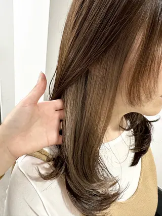 ロング カラー パーマ ヘアアレンジ メンズ キッズ レイヤーカット 🌿透け感カラーのヘアスタイル