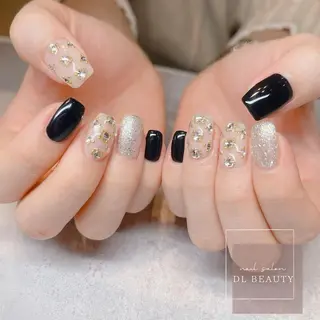 ネイル .. momoko🕊のネイルデザイン