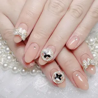 ネイル Queening 🦋のネイルデザイン