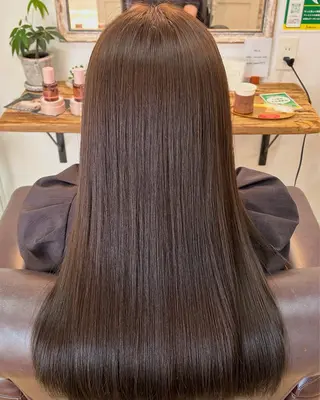 ロング カラー 勝又 胡真千のヘアスタイル