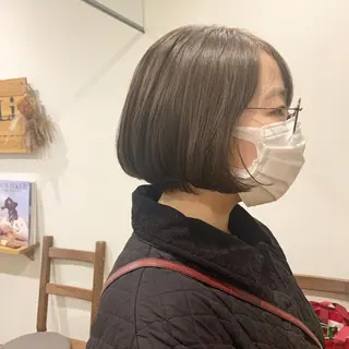 ショート カラー mizuho .のヘアスタイル