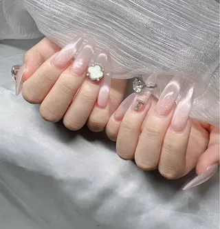 ネイル Lee Nailsのネイルデザイン