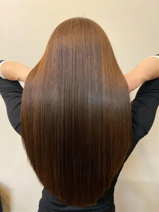 ロング MAAT所属 AKANEのヘアスタイル