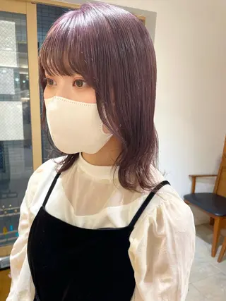 ミディアム カラー 齋藤 咲のヘアスタイル
