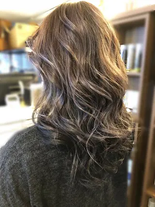 ロング 吉田 典弘のヘアスタイル