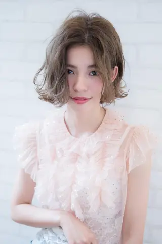 ショート 澤崎 智代のヘアスタイル