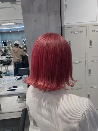 ミディアム カラー 🌈推し活ハイトーン 💫荒川結星のヘアスタイル