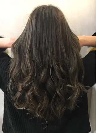 セミロング カラー hair  salon Zöld.所属・KAIBORI ASUKAのヘアスタイル