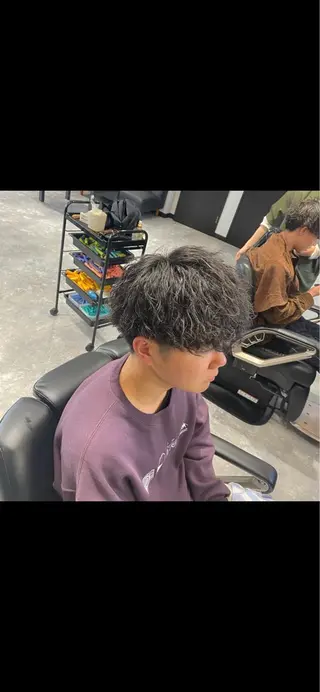 ミディアム パーマ メンズ 前田賢生 ご新規様はNGのヘアスタイル