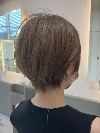 ショート 井内 美沙のヘアスタイル