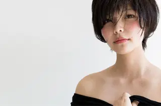 ショート カラー ツジガキ ユウスケのヘアスタイル