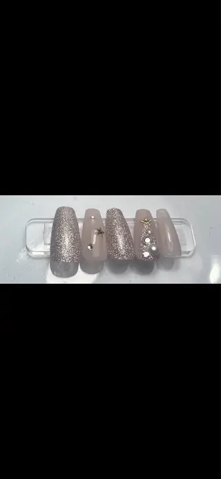 ネイル エルバイノリコ小川 パラジェル取扱店のネイルデザイン