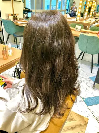 ロング カラー 縮毛矯正 髪質改善 韓国風レイヤー 吉田のヘアスタイル