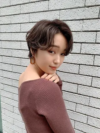 ショート 代表 吉澤弘哲のヘアスタイル