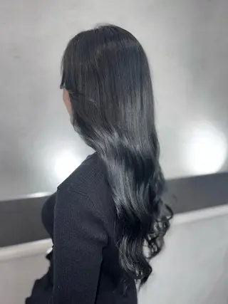 ロング カラー 多賀 順平のヘアスタイル