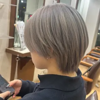 ショート カラー 無料モデル募集中🫧 田村 羽夏のヘアスタイル