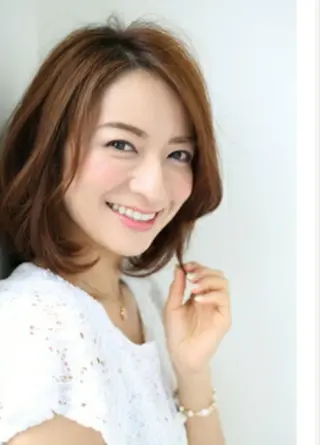 ミディアム 🇰🇷韓国風艶髪✨ 髪質改善 倉岡しおんのヘアスタイル