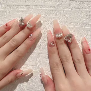 ネイル D-BEAUTY Nailsalonのネイルデザイン