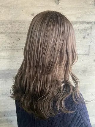 ロング カラー ヘアアレンジ 🧸 EARTH 佃 萌海 ☁️のヘアスタイル