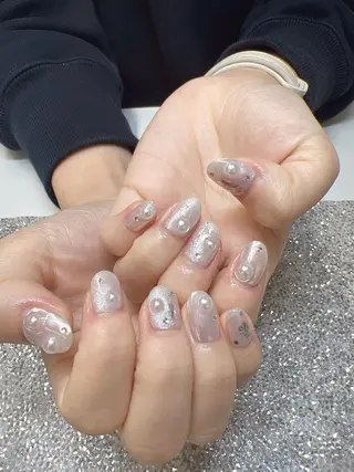 ネイル ガレンドウ 白澤 愛子のネイルデザイン