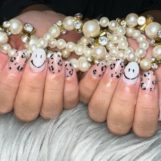 ネイル Feel ‪‪☺︎‬Yuriaのネイルデザイン