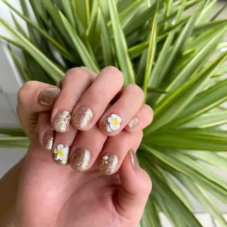 ネイル es nailのネイルデザイン
