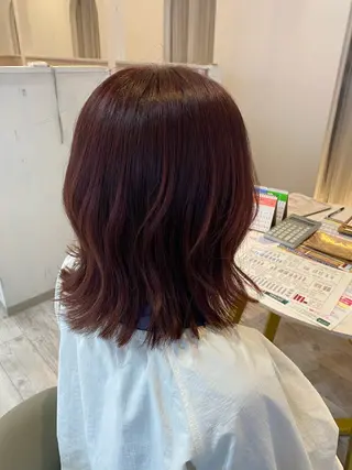 ミディアム かまだ しおりのヘアスタイル